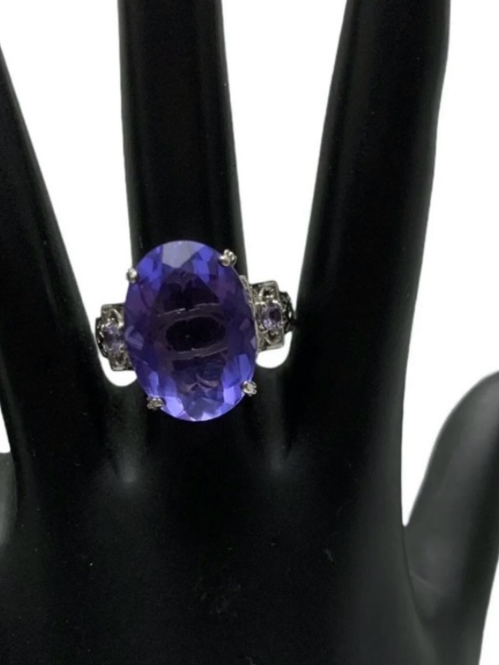 FINE STERLING SILVER 925 TOPAZ & TANZANITE STATEMENT RING (8)